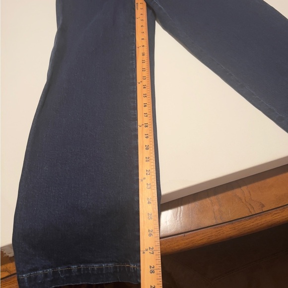 EUC Madewell The Emmett Wide-Leg Jean Welt Pocket Edition MSRP $138 (E2) - Picture 4 of 13